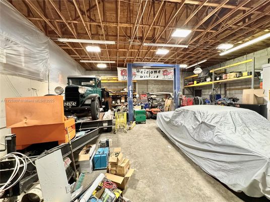 Garage, Interior, Recessed Lighting