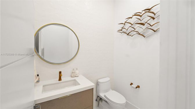 Bathroom, Interior