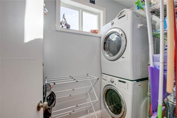 Interior, Utility Closets, Washer