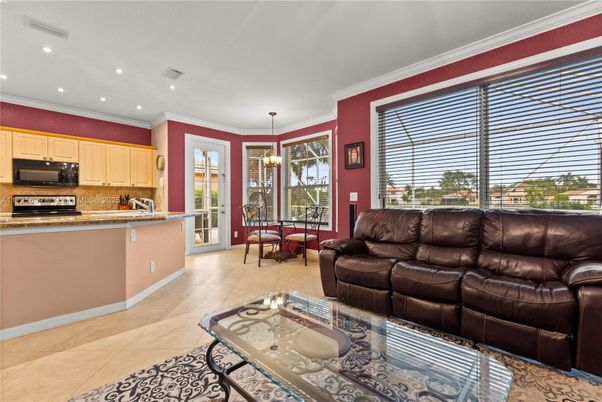 Dining room, Interior, Kitchen, Living room, Pendant Lights, Recessed Lighting