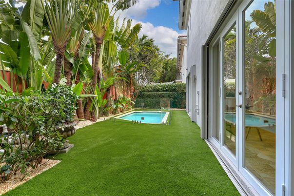 Backyard, Exterior, Pool