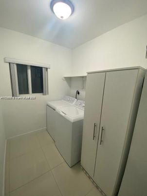 Interior, Washer