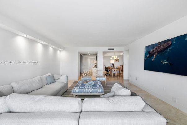 Chandelier, Dining room, Interior, Living room, Recessed Lighting