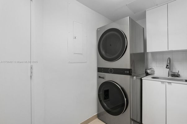 Interior, Utility Closets, Washer