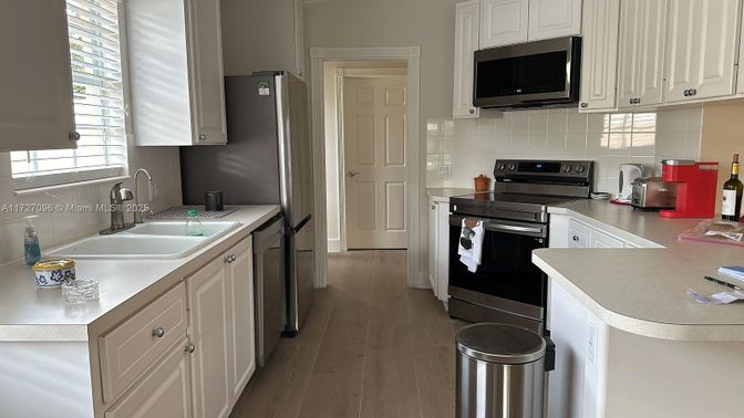 Interior, Kitchen, Stainless Steel Appliances, Wood Texture Flooring