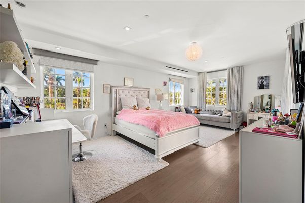 Bedroom, Chandelier, Interior, Recessed Lighting, Wood Texture Flooring