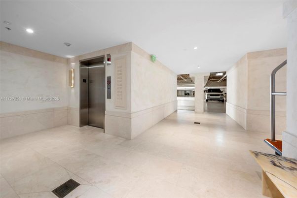 Elevator, Interior, Recessed Lighting