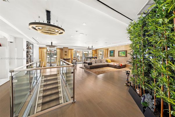 Interior, Kitchen, Living room, Pendant Lights, Recessed Lighting, Wood Texture Flooring