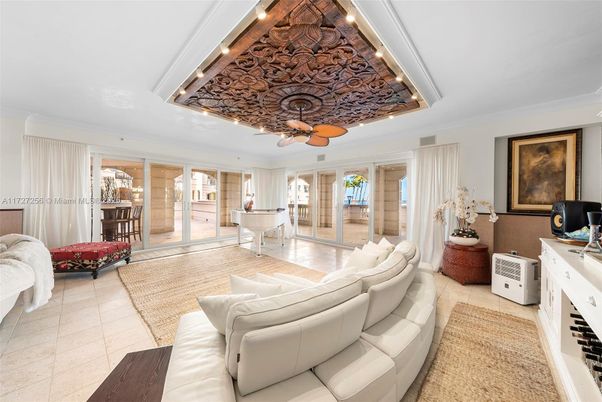 Interior, Living room, Piano, Recessed Lighting