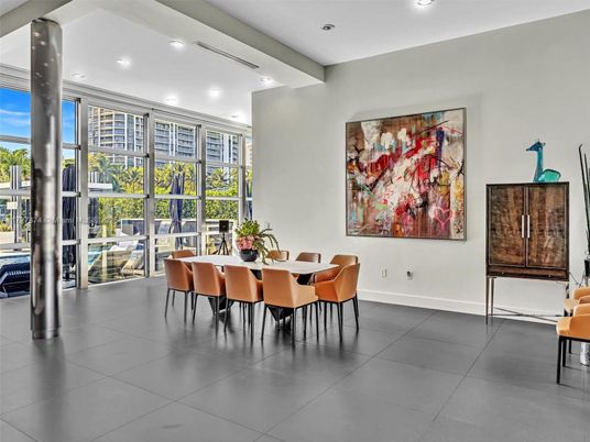 Dining room, Interior, Recessed Lighting