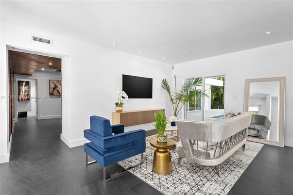 Interior, Living room, Recessed Lighting, Wooden Ceilings