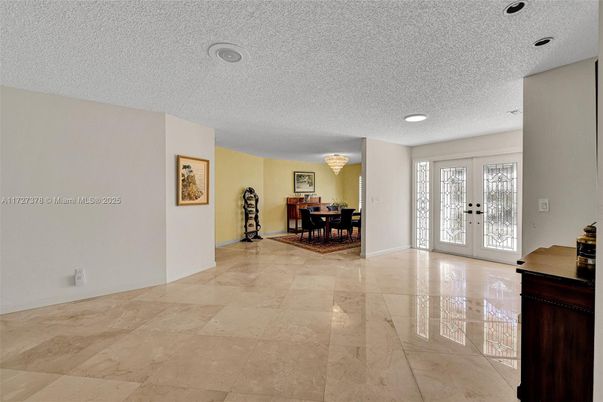 Chandelier, Dining room, Interior, Recessed Lighting