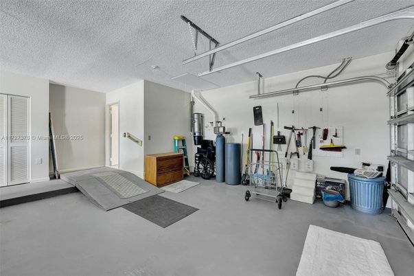 Fitness Equipment, Garage, Interior