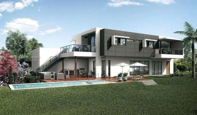 Backyard, Exterior, Facade, Pool, Modern