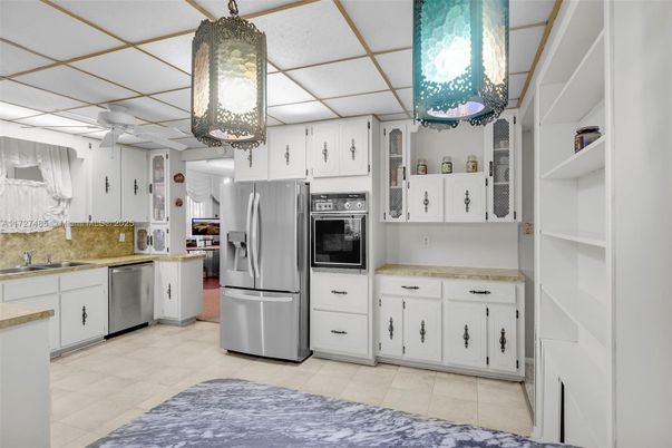 Interior, Kitchen, Stainless Steel Appliances