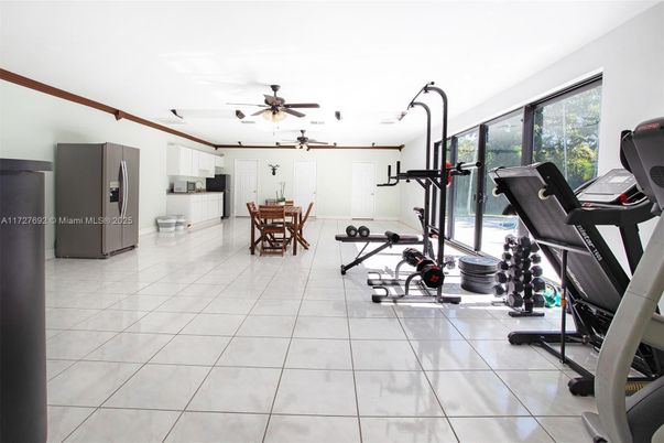 Dining room, Fitness Equipment, Interior