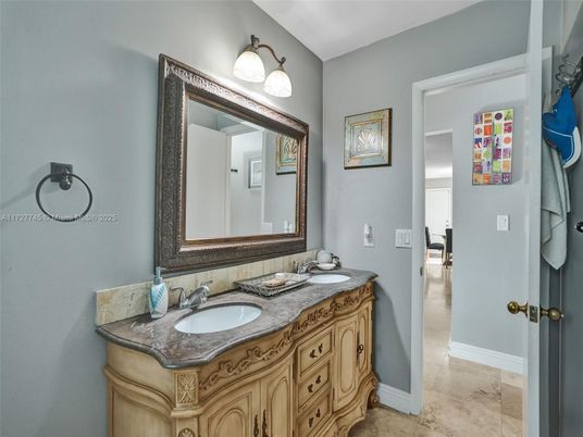 Bathroom, Dual Sink Vanities, Interior