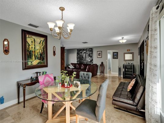 Chandelier, Dining room, Interior, Living room