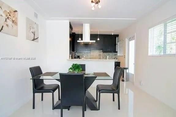 Dining room, Interior, Kitchen, Pendant Lights
