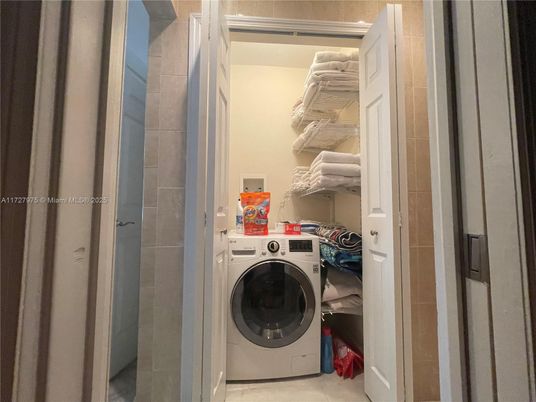 Interior, Utility Closets, Washer