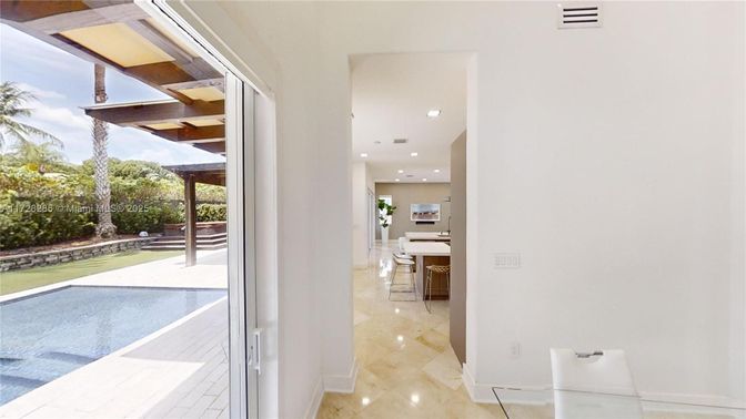 Interior, Recessed Lighting