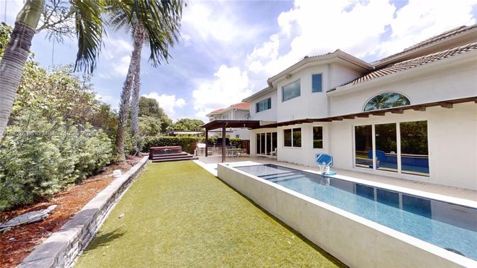 Backyard, Exterior, Pool