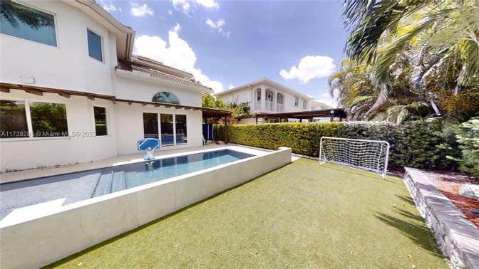 Backyard, Exterior, Pool