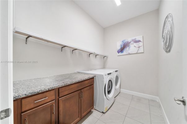 Interior, Recessed Lighting, Washer