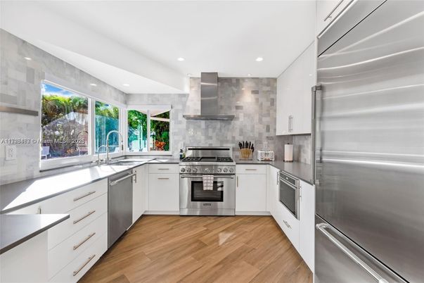 Interior, Kitchen, Recessed Lighting, Stainless Steel Appliances, Wood Texture Flooring