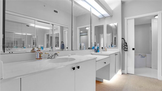 Bathroom, Dual Sink Vanities, Interior