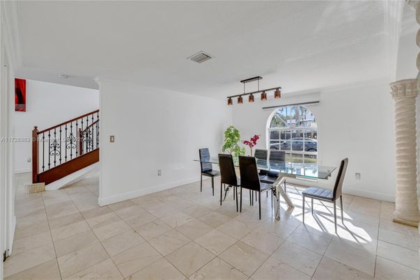 Dining room, Interior, Pendant Lights