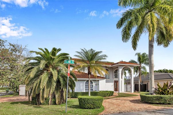 Backyard, Exterior, Facade, Spanish Mediterranean