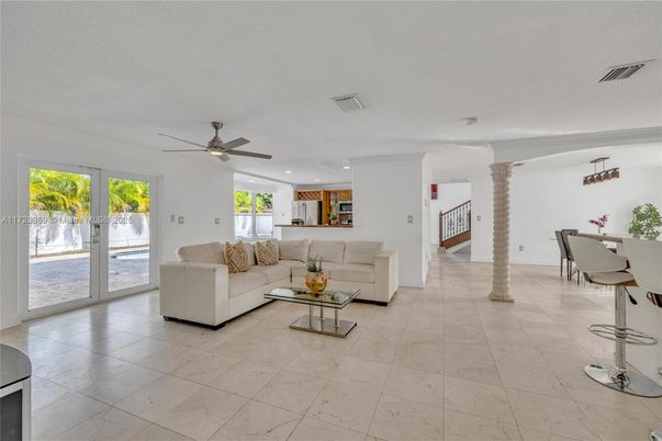 Dining room, Interior, Living room, Recessed Lighting