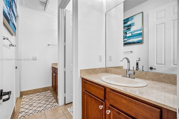 Bathroom, Interior