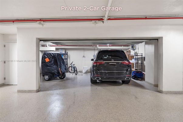 Garage, Interior