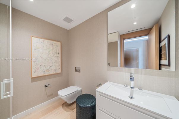 Bathroom, Interior, Recessed Lighting, Wood Texture Flooring