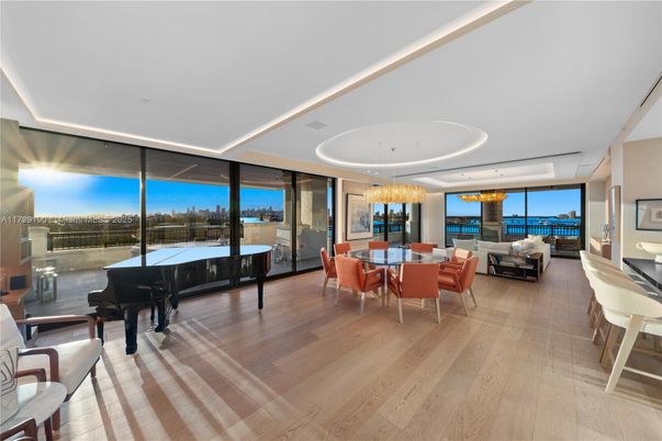 Chandelier, Dining room, Interior, Living room, Piano, Recessed Lighting, Wood Texture Flooring
