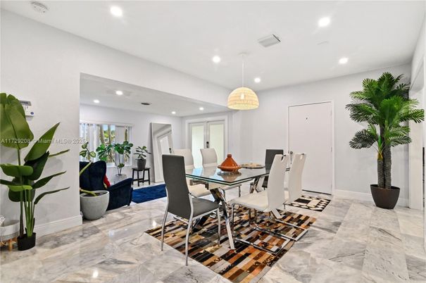 Dining room, Interior, Marble, Pendant Lights, Recessed Lighting