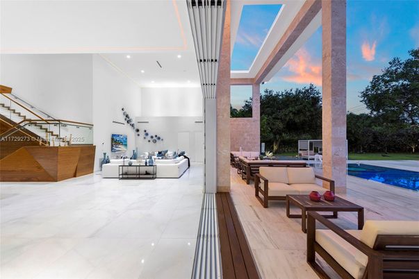 Exterior, Interior, Pool, Recessed Lighting
