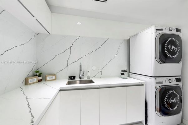Interior, Marble Walls, Utility Closets, Washer