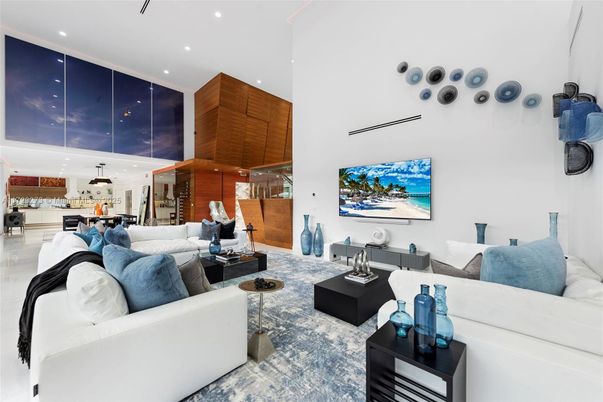 Interior, Kitchen, Living room, Pendant Lights, Recessed Lighting