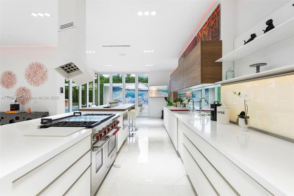 Interior, Kitchen, Recessed Lighting, Water