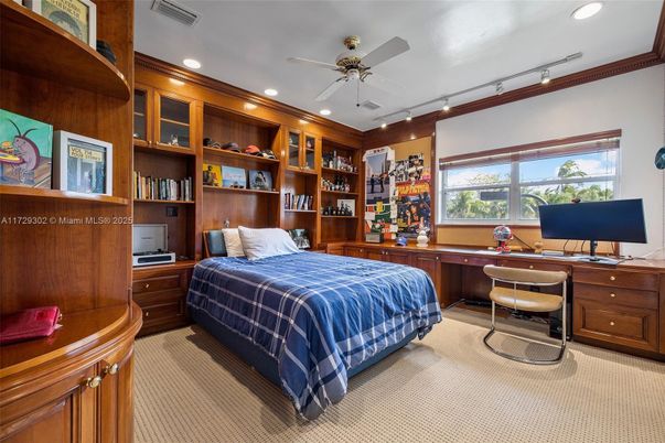 Bedroom, Home Office, Interior, Recessed Lighting