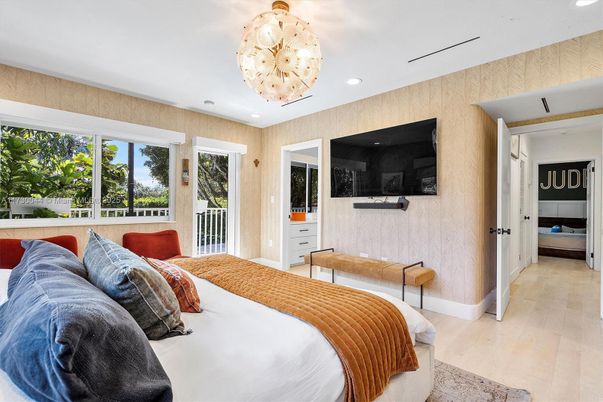 Bedroom, Interior, Pendant Lights, Recessed Lighting, Wood Texture Flooring