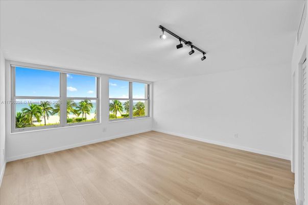 Empty room, Interior, Water, Wood Texture Flooring