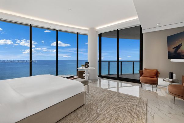 Bedroom, Interior, Marble, Recessed Lighting, Water