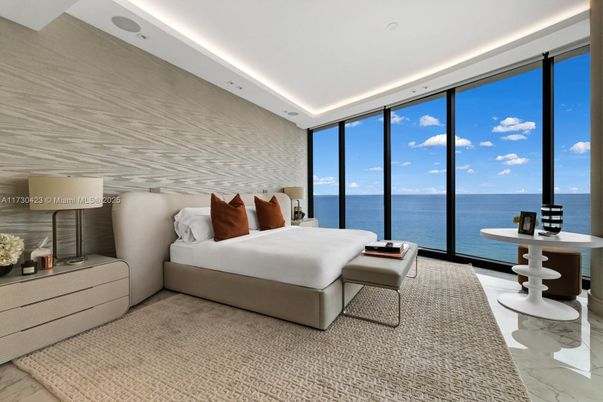 Bedroom, Interior, Marble, Recessed Lighting, Water