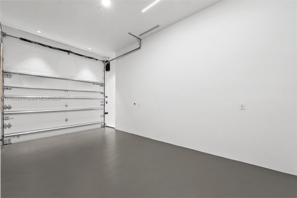 Garage, Interior, Recessed Lighting