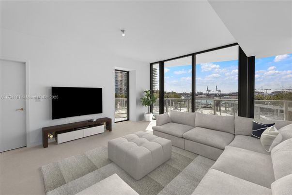 Interior, Living room, Water