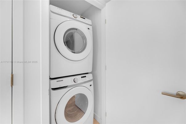 Interior, Utility Closets, Washer